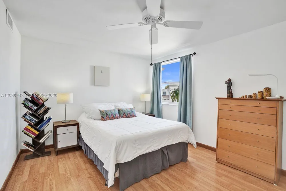 4555 SW 68th Court Cir, Miami, FL 33155