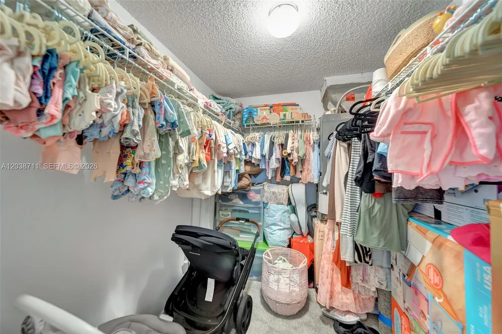 7447 W Sunrise Blvd, Plantation, FL 33313-4465