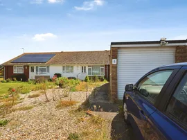 Hawksbridge Close, Eastbourne thumb 2