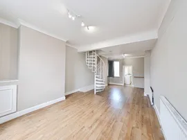 Sandy Lane, Worksop thumb 2