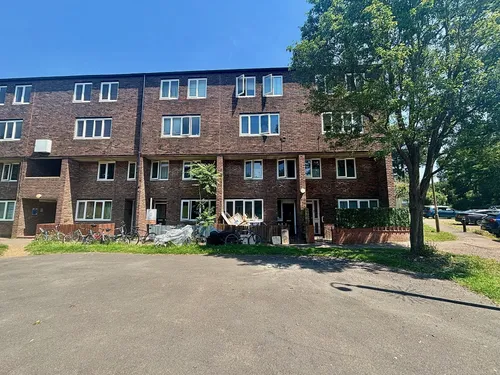 Dowdeswell Close, Londonphoto