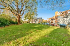 Stone Court, Crawley