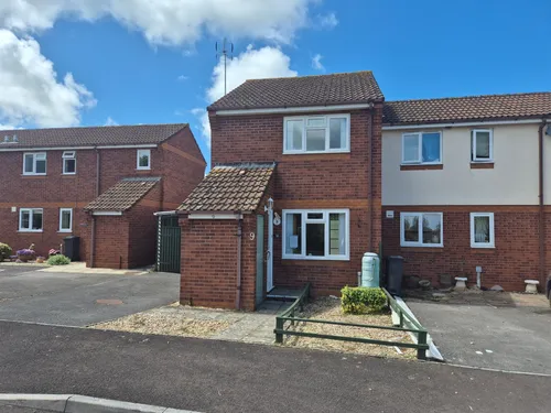 Curlew Close, Mineheadphoto
