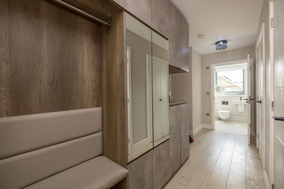 Antoinette Close Kingston Upon Thames KT1 photo 8