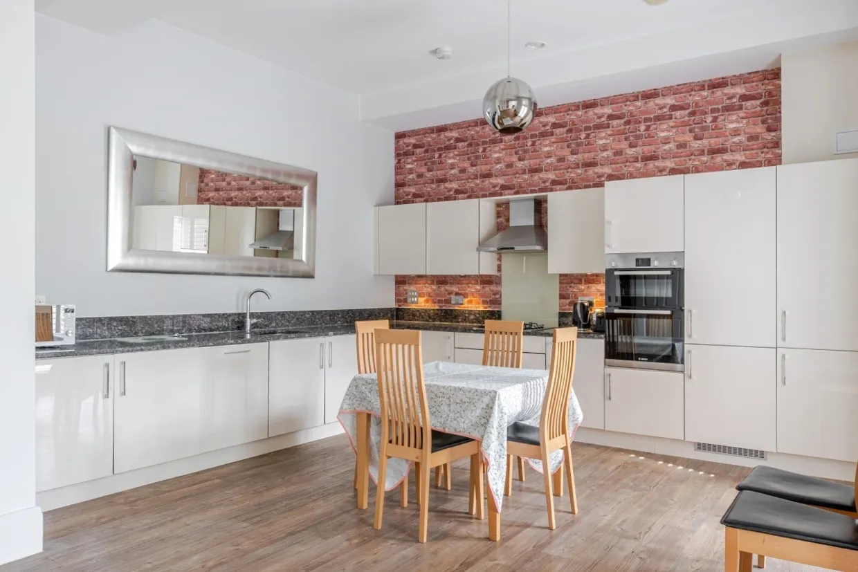 Glanville Way, Epsom KT19 photo 7