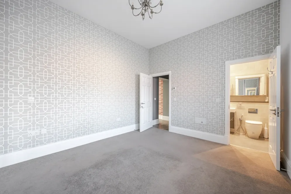 Glanville Way, Epsom KT19 photo 11