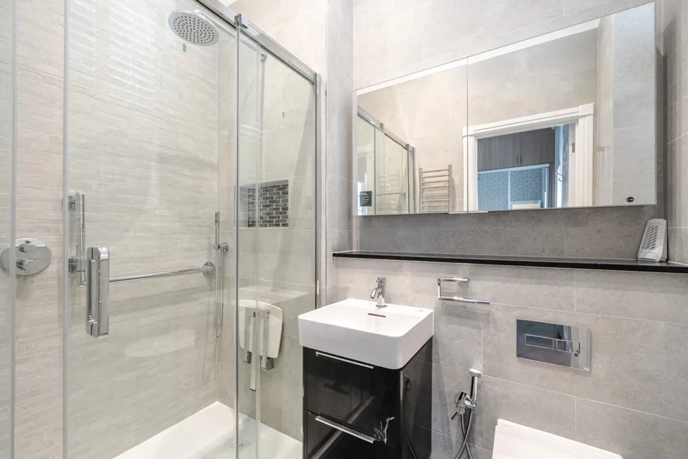 Glanville Way, Epsom KT19 photo 12