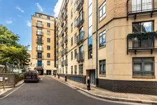 Bridgewater Square London EC2Y photo 17
