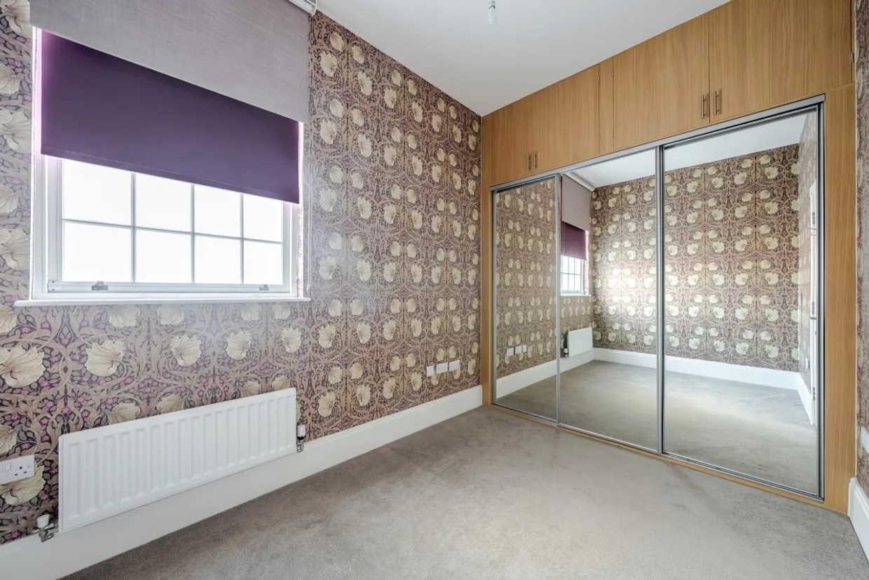 Glanville Way, Epsom KT19 photo 14