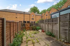 Brunswick Quay, Surrey Quays, SE16 photo 15