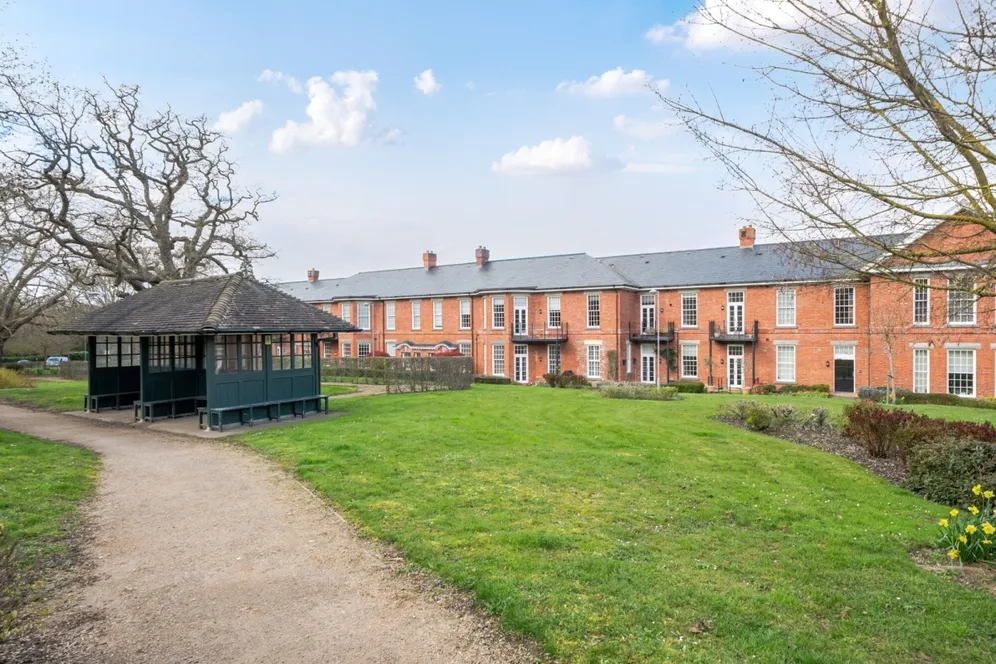 Glanville Way, Epsom KT19 photo 16