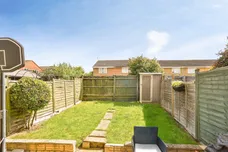 Meares Drive, Shaw, Swindon
