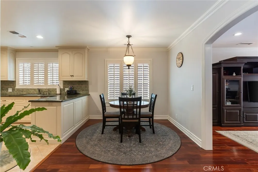 481 Paulette Pl, La Canada Flintridge, CA 91011