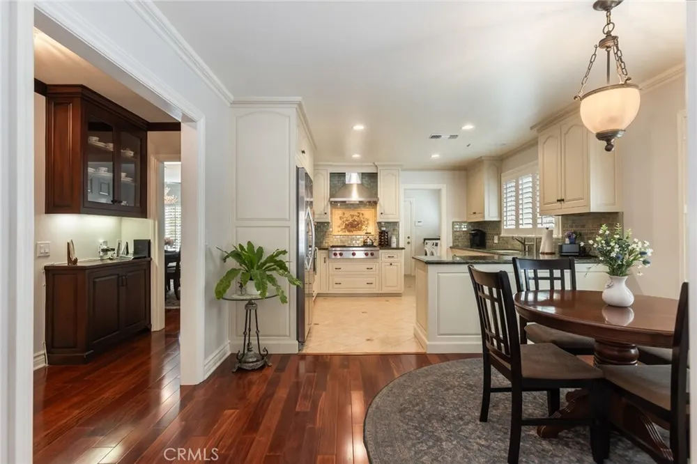 481 Paulette Pl, La Canada Flintridge, CA 91011