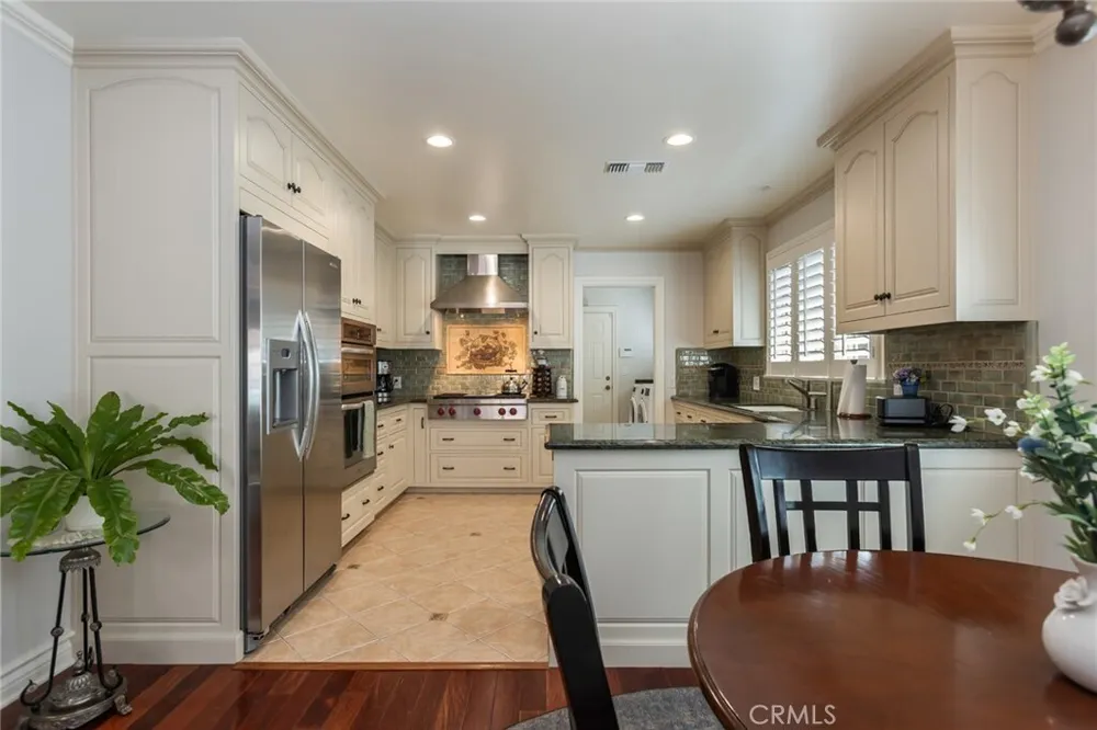 481 Paulette Pl, La Canada Flintridge, CA 91011