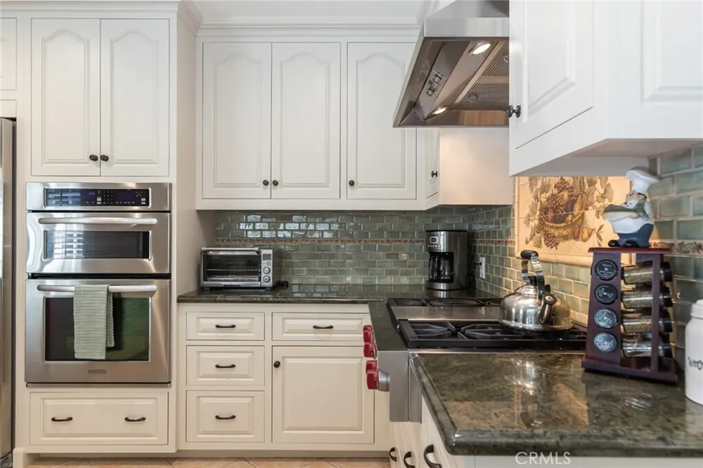 481 Paulette Pl, La Canada Flintridge, CA 91011