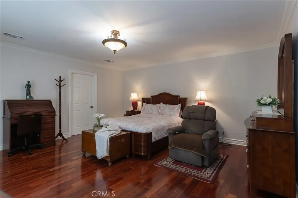 481 Paulette Pl, La Canada Flintridge, CA 91011