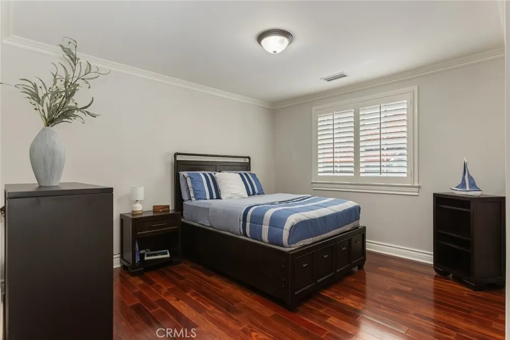 481 Paulette Pl, La Canada Flintridge, CA 91011