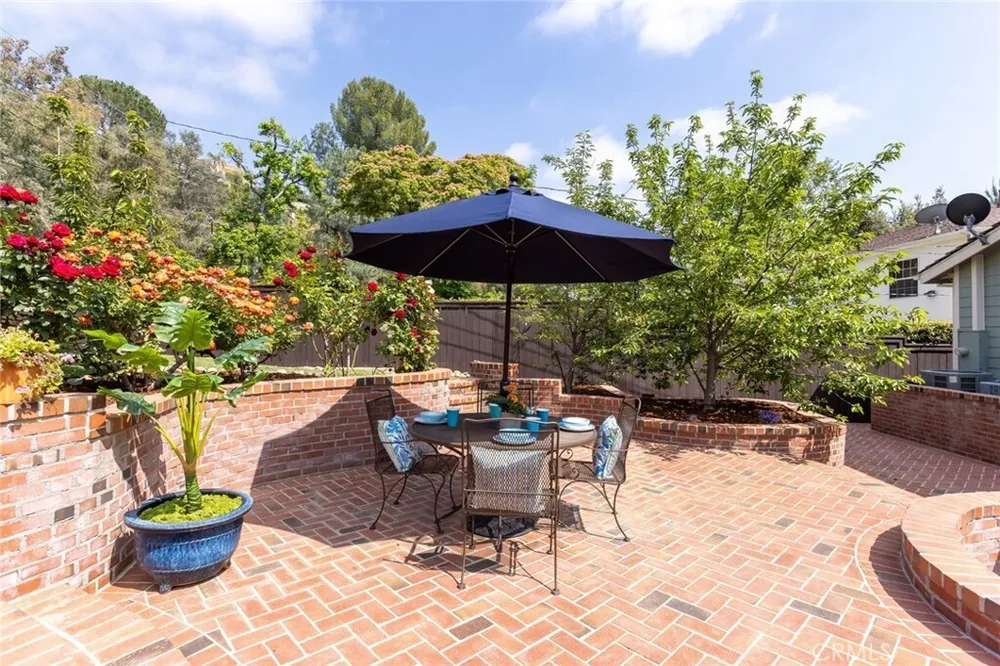 481 Paulette Pl, La Canada Flintridge, CA 91011