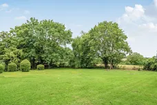 Roundhedge Way, Enfield