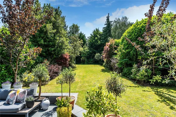 Chart Lane, Reigate, RH2 photo 27