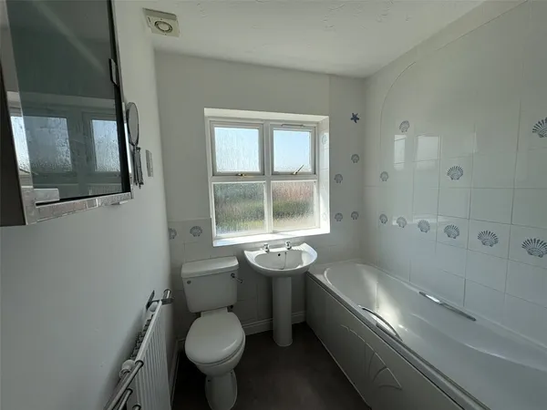 Cross Waters Close, Wootton, NN4 photo 9
