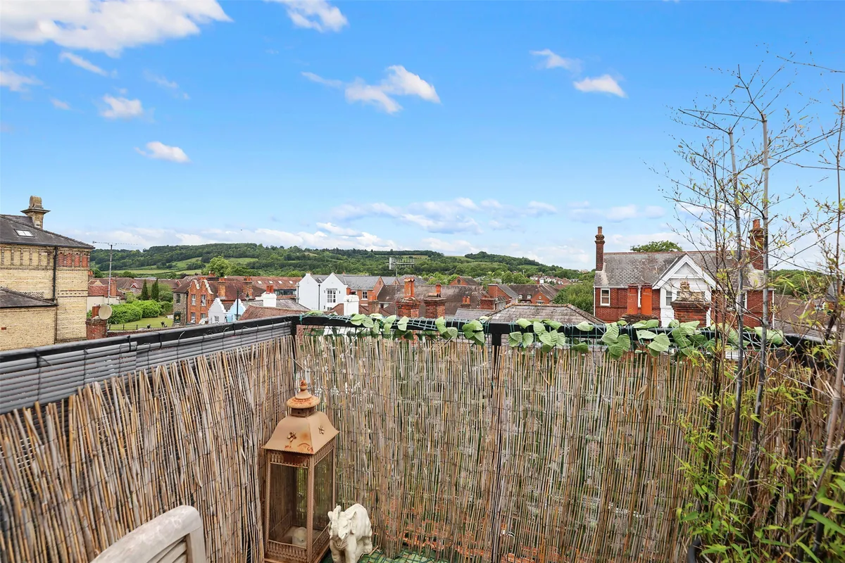 Junction Road, Dorking, Surrey, RH4