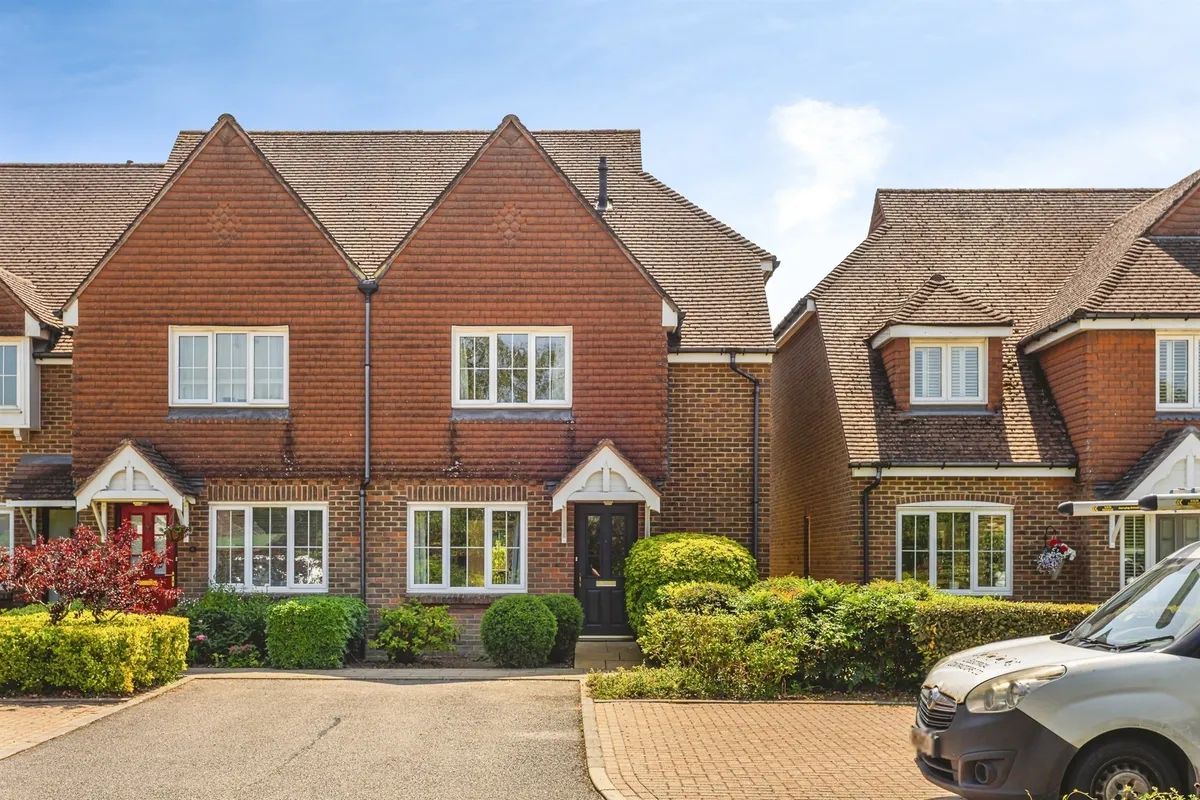 Osborn Close, Sayers Common, Hassocks