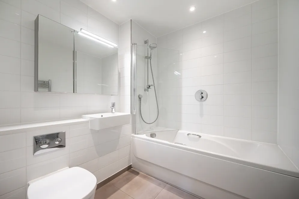 Capitol Way London NW9 photo 8