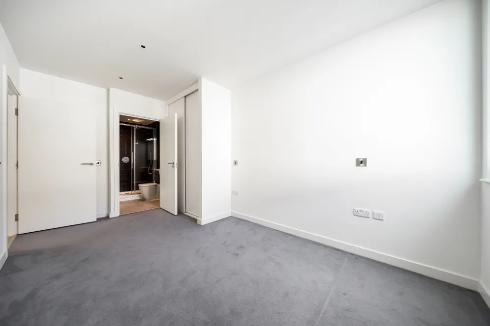 Capitol Way London NW9 photo 10