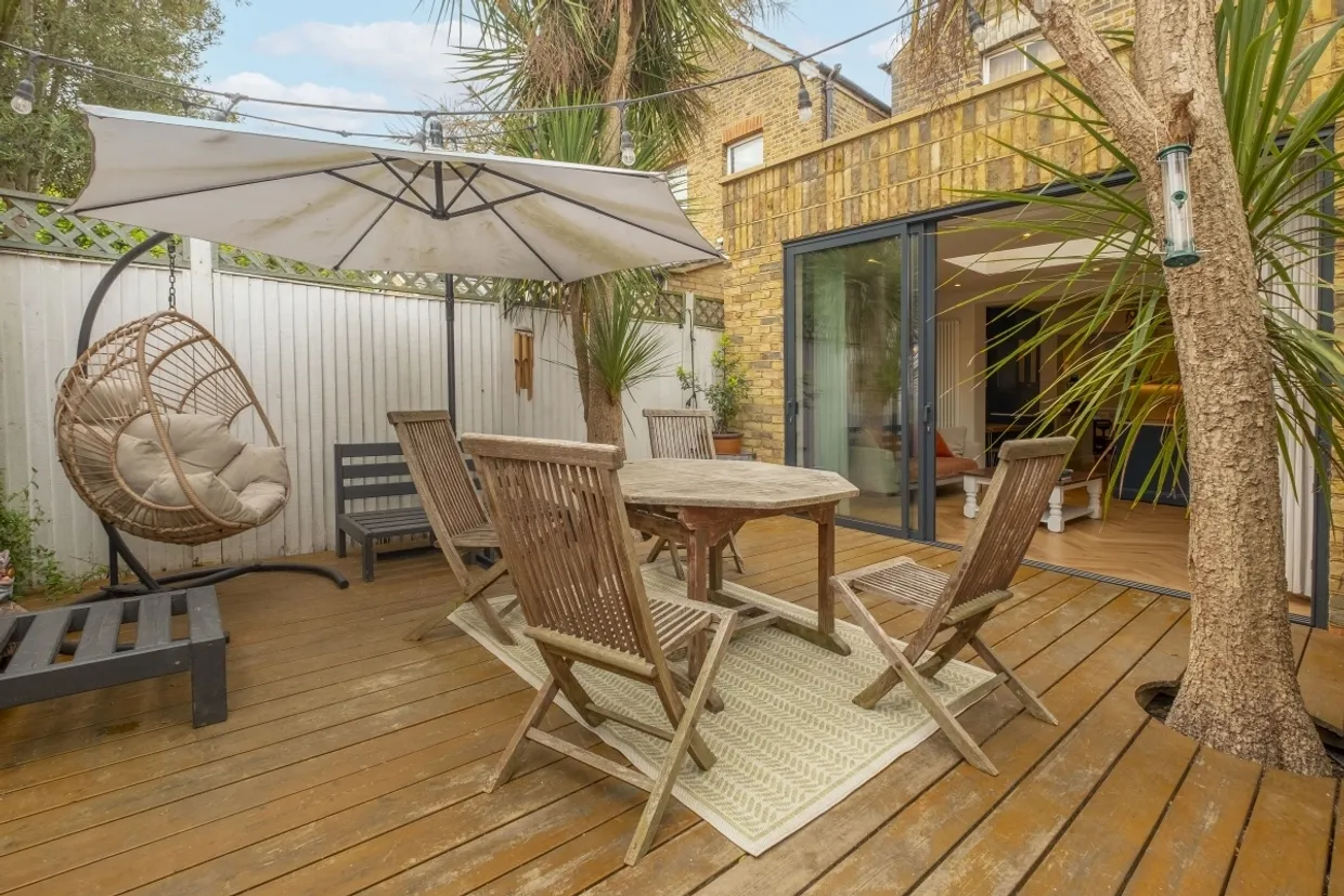 Burton Road Kingston upon Thames KT2 photo 10