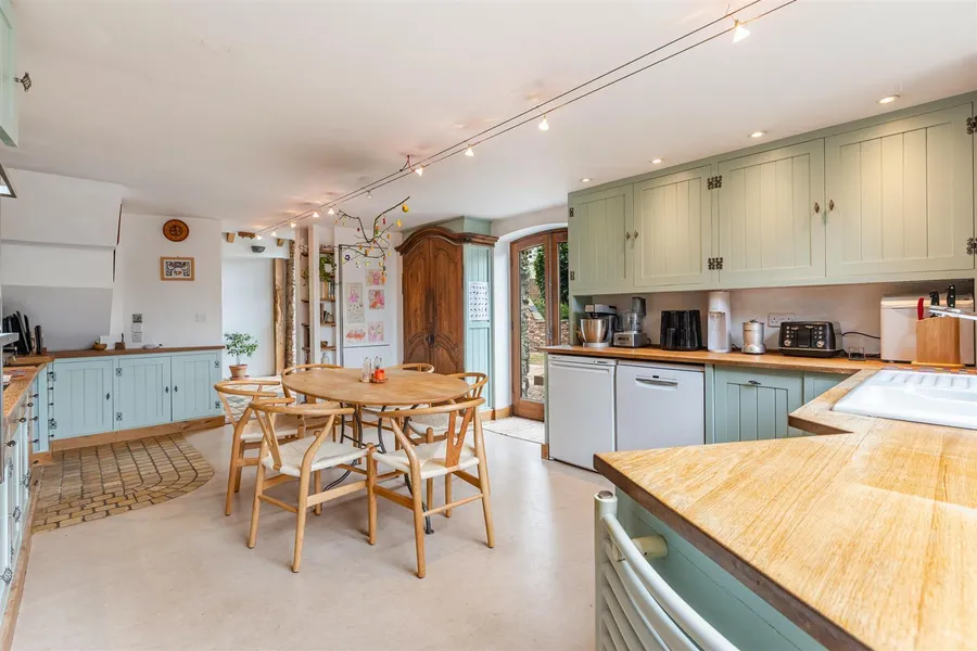 Property Image 24