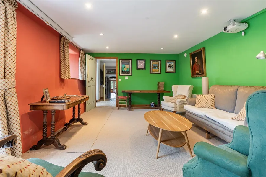 Property Image 33
