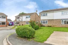 Benedict Close, Rushden