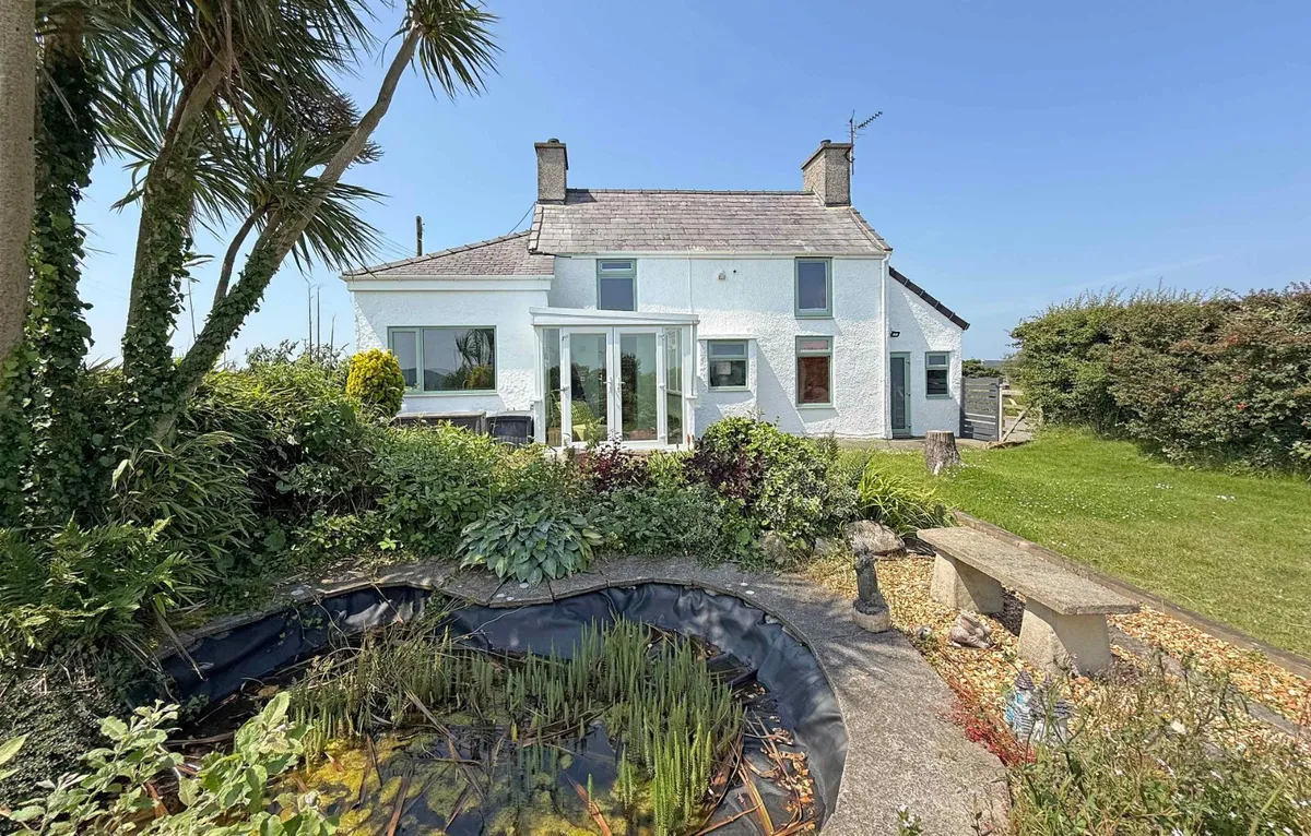 Pencraigwen, Llannerch-y-Medd, Isle of Anglesey, LL71