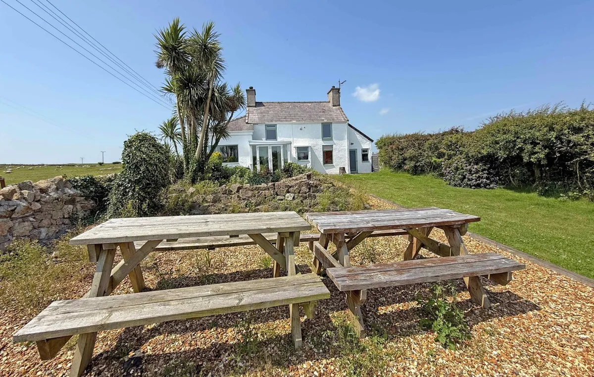 Pencraigwen, Llannerch-y-Medd, Isle of Anglesey, LL71