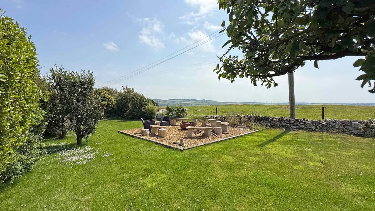 Pencraigwen, Llannerch-y-Medd, Isle of Anglesey, LL71