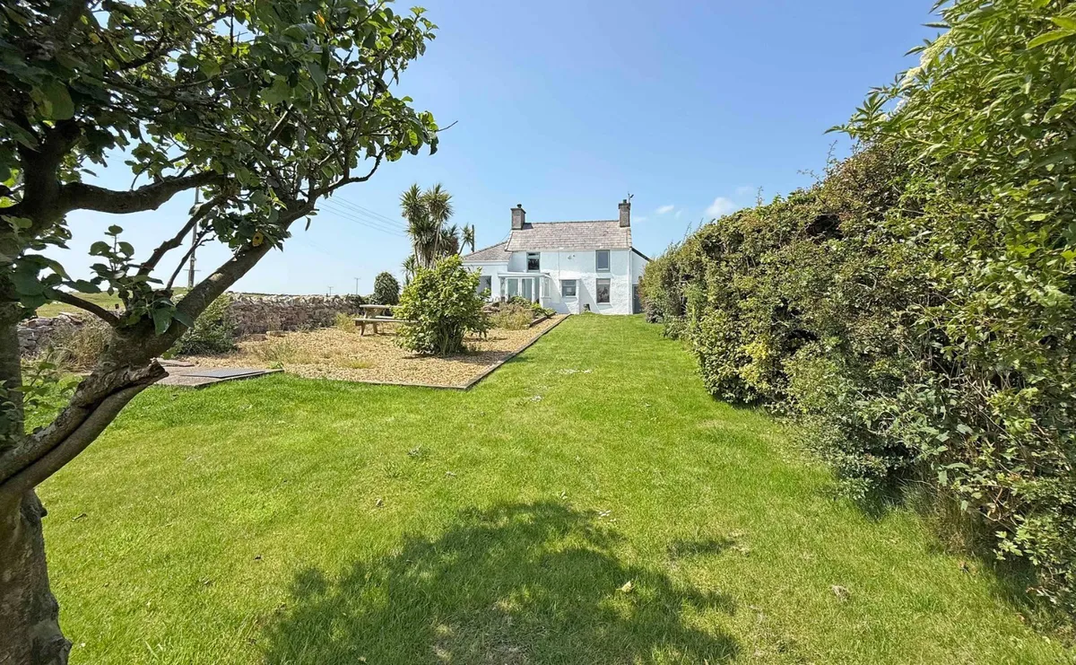 Pencraigwen, Llannerch-y-Medd, Isle of Anglesey, LL71