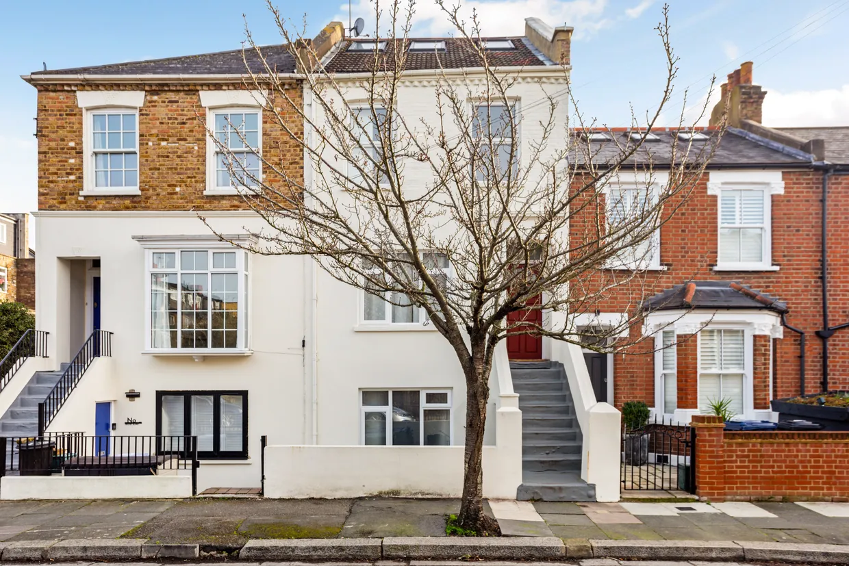 Priory Road, London, W4 photo 1