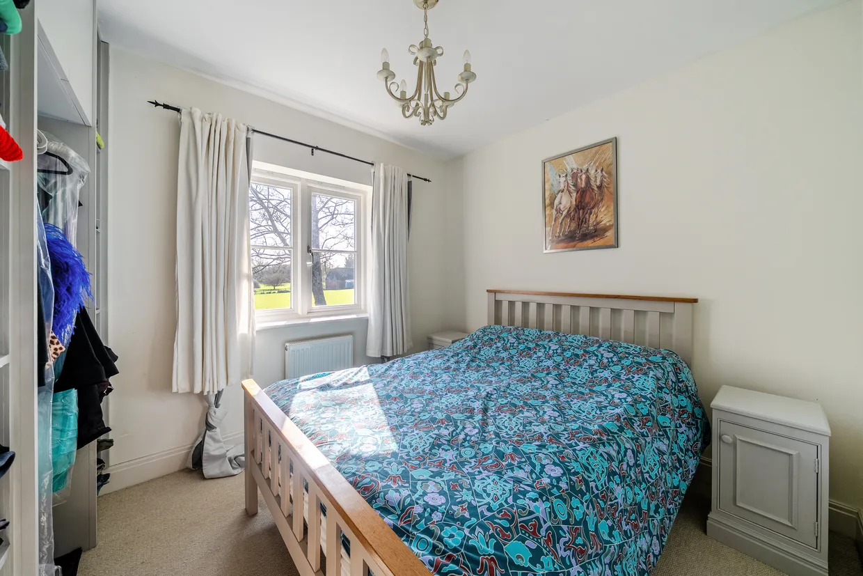 Clement Court, Alton, GU34 photo 10