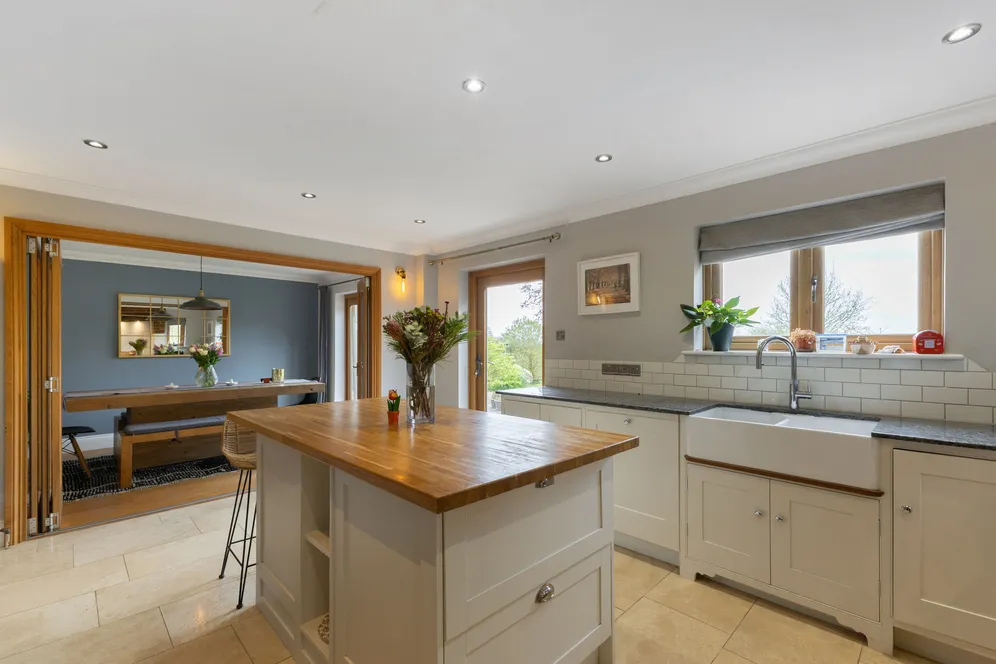 Goatacre Road, Medstead, GU34 photo 10