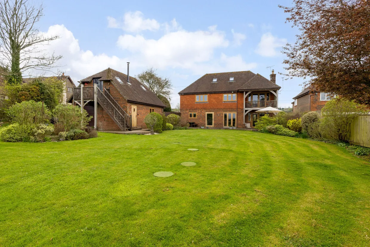 Goatacre Road, Medstead, GU34 photo 15