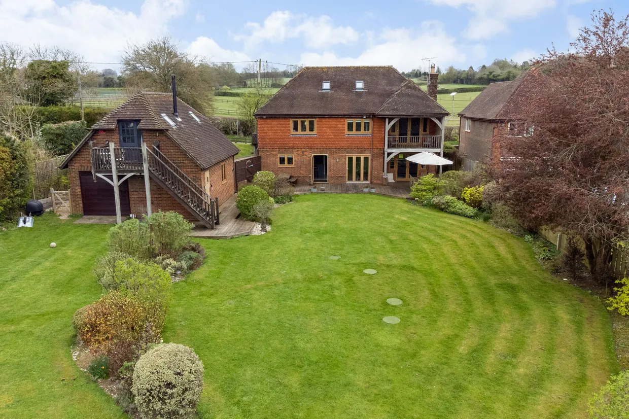 Goatacre Road, Medstead, GU34 photo 16