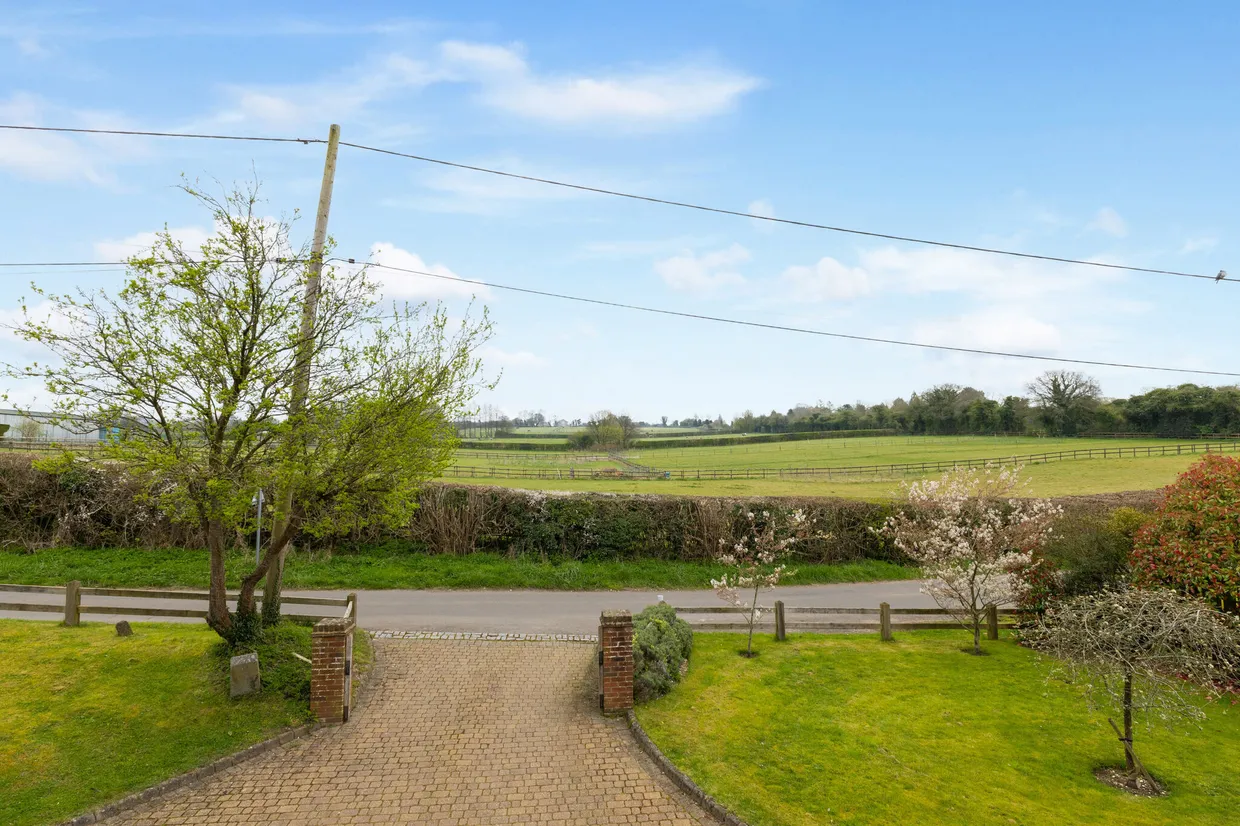 Goatacre Road, Medstead, GU34 photo 20
