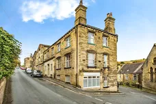 New Road, Luddendenfoot, HALIFAX