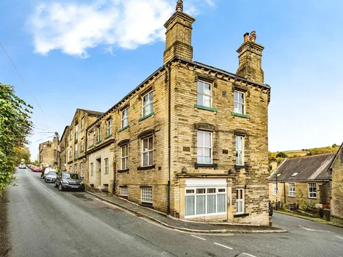 New Road, Luddendenfoot, HALIFAXphoto
