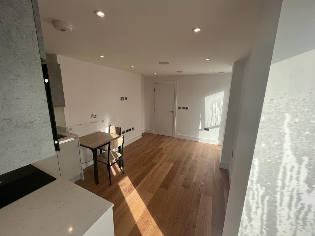 Principle Point, Welwyn Garden City - STUDIO Image 3