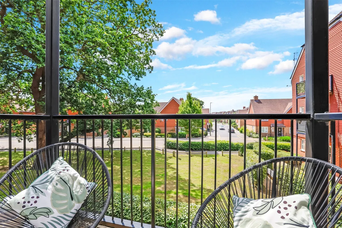 Westvale Road, Horley, Surrey, RH6