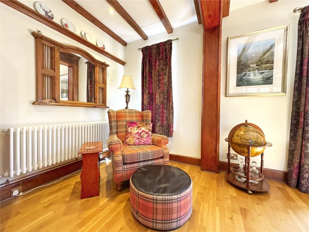 Property carousel item 11