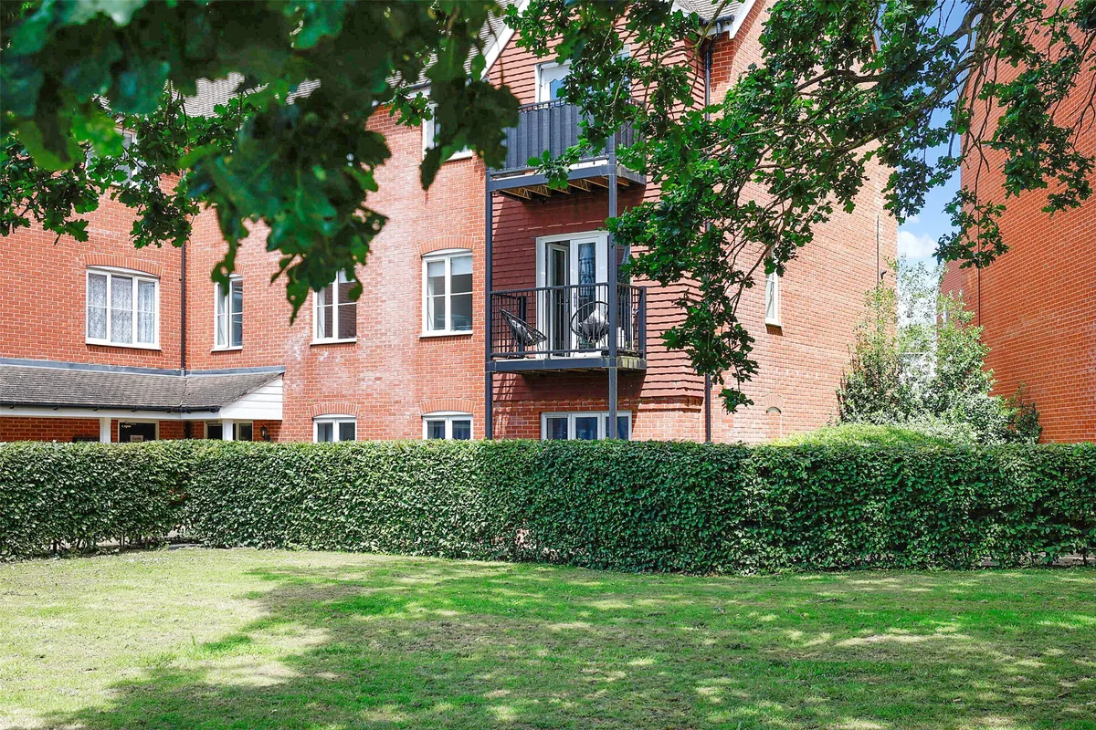 Westvale Road, Horley, Surrey, RH6